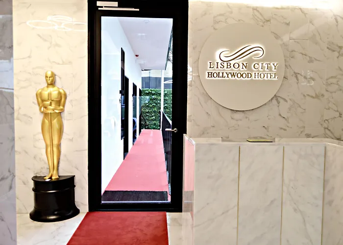 Hollywood By Hotell 4*